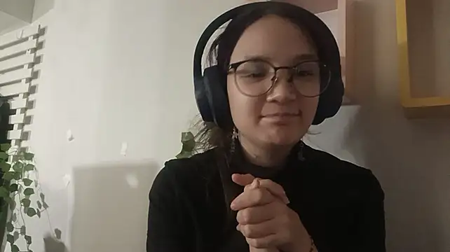 KelliBeatrice Webcam show