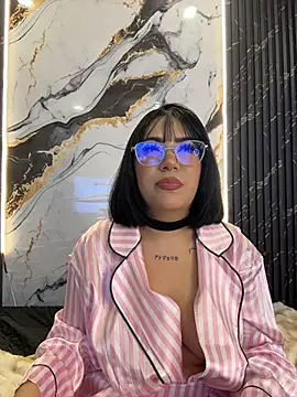 nicole-coopern Live XXX chat