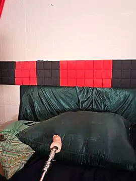 Chat +18 de ShantelSexyYoungMilfie ao vivo