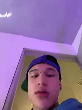 Chat +18 de Dominik_Souza ao vivo