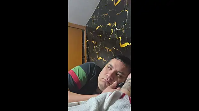 69_romantico_69 Webcam Show