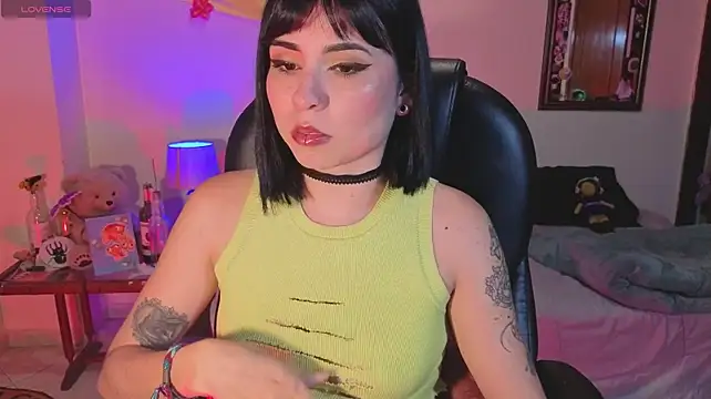 GaiaJonness' Live XXX Chat