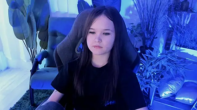 Elainebeness live XXX chat