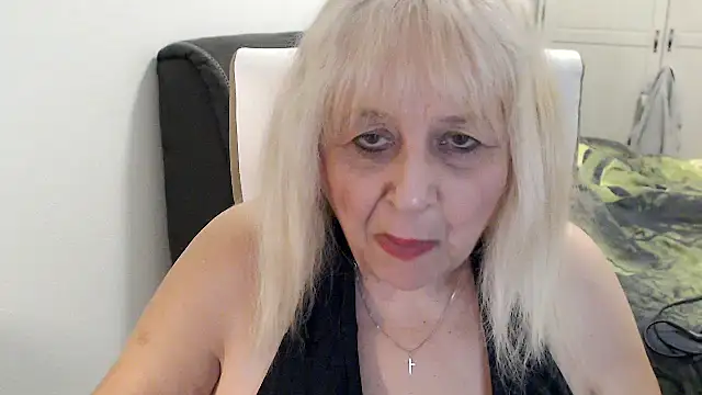 دردشة SusiLifeXXX الجنسية المباشرة