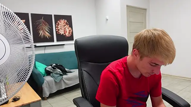 Logan_Falk – Naživo XXX chat