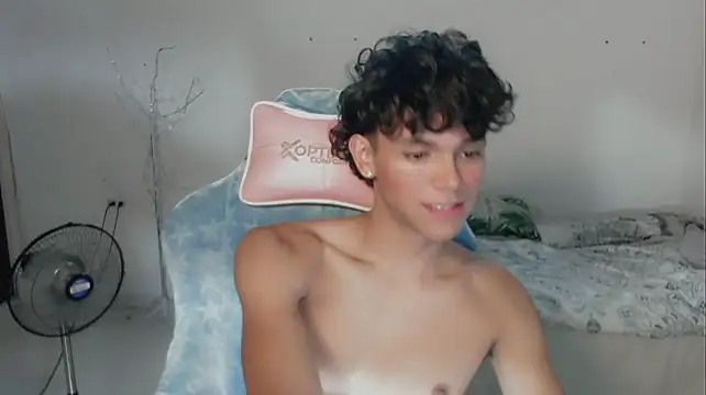 Živý XXX chat FUNNY_DICK_