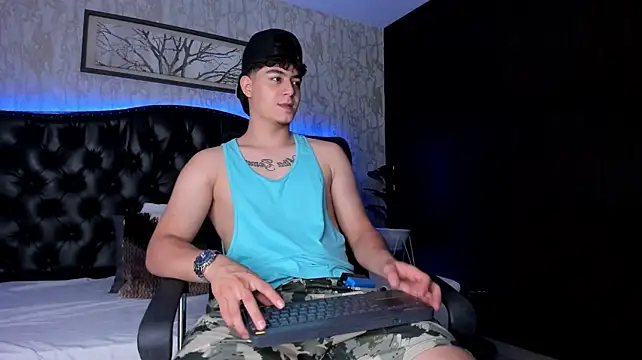 MaxCruz_'s Live XXX Chat
