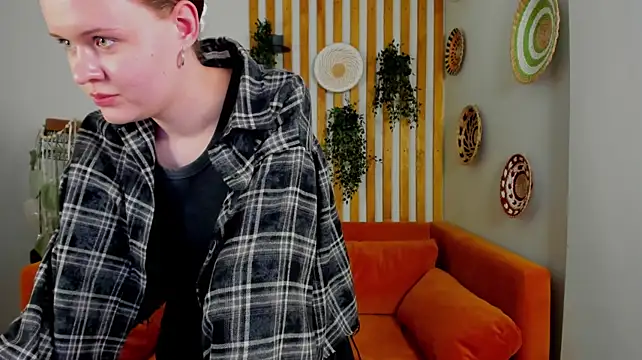 AdaRune Webcam show