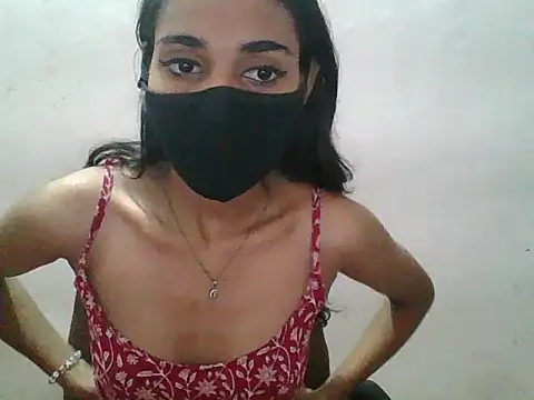 Shanaya_xo Webcam show