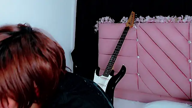 oli_dusk Chat XXX live