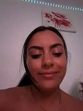 Elyza_Ibarra's Live XXX Chat