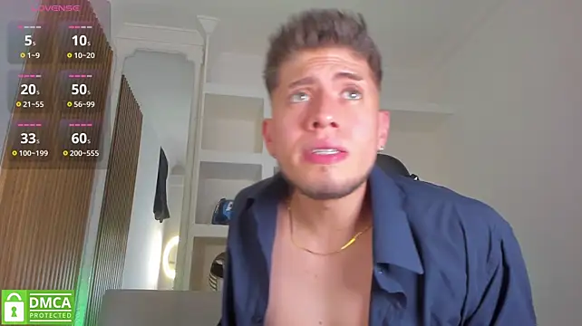 צ'אט XXX בשידור חי של SebastianMaximoff_