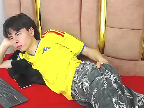 MICHAEL_HONEY – webcam-show