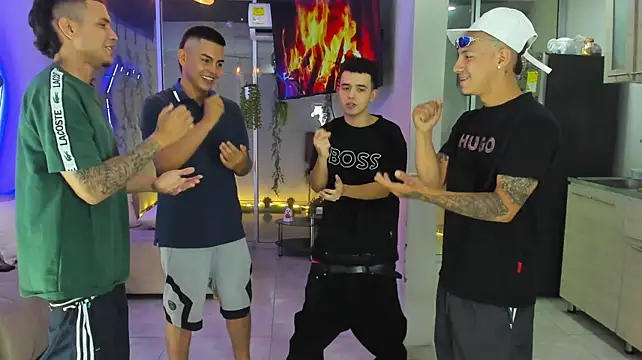 โชว์เว็บแคมของ Houseofwarrios