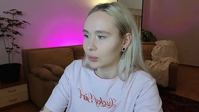 m1lless Webcam Show
