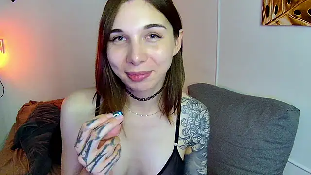 TGGirlYuna's Live XXX Chat