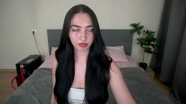 WildKittenX_: απευθείας συνομιλία ΧΧΧ