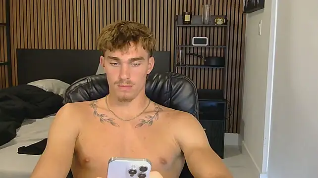 Živý XXX chat TheNicoRyder