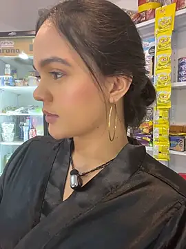 Chat +18 de Bella-Ferrer ao vivo