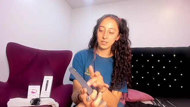 Valeria_Gate Adlı Modelin Canlı XXX Sohbeti