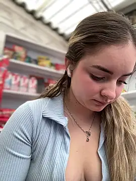 Chat XXX en directo de imlindapink