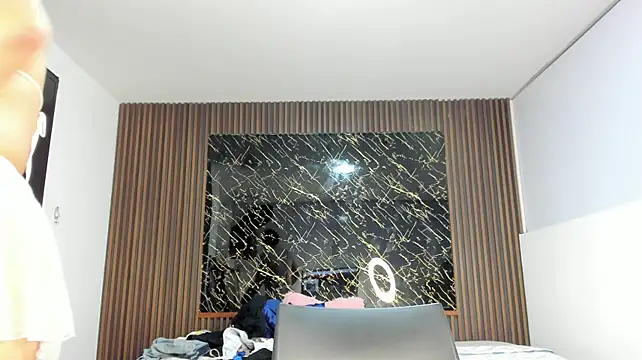 Živý XXX chat Karla18_