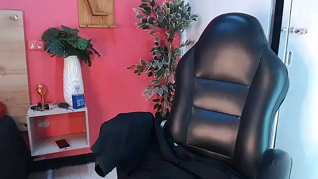 eva_colen50 Adlı Modelin Canlı XXX Sohbeti