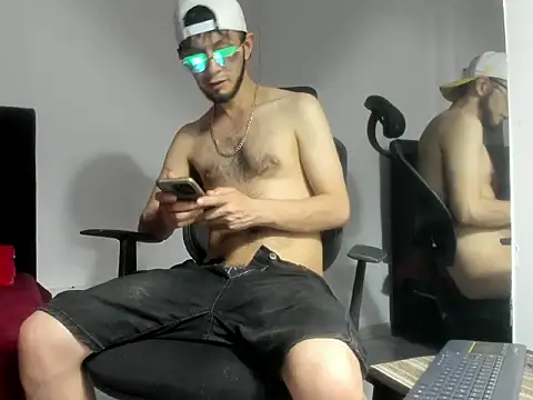 Chat +18 de mark_splinter09 ao vivo