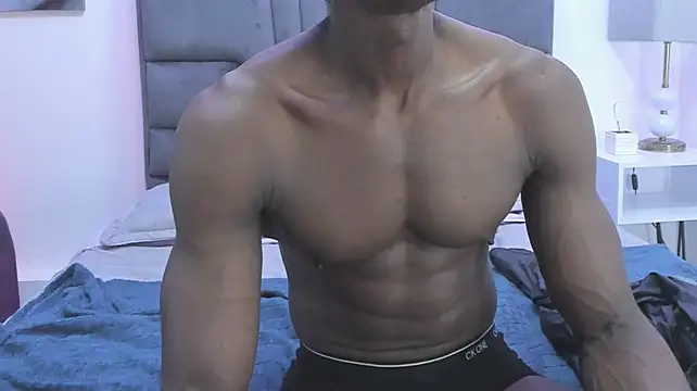 derek_raser – Live XXX-chat