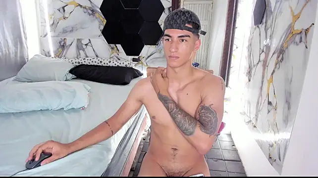 Pertunjukan Kamera Web Goldendesirexx__