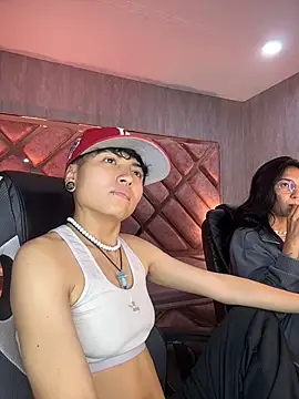ian_mathias_'s Live XXX Chat