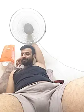 ali1996a1 Adlı Modelin Canlı XXX Sohbeti