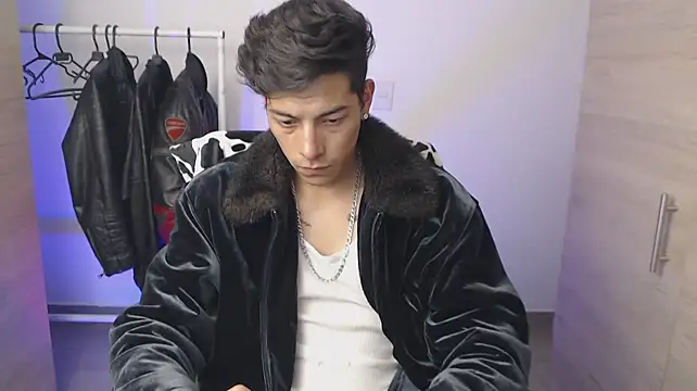 Онлайн чат XXX chomelo6