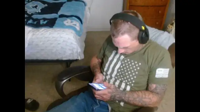 Pokazy przed kamerką – DADDY_KANE8---