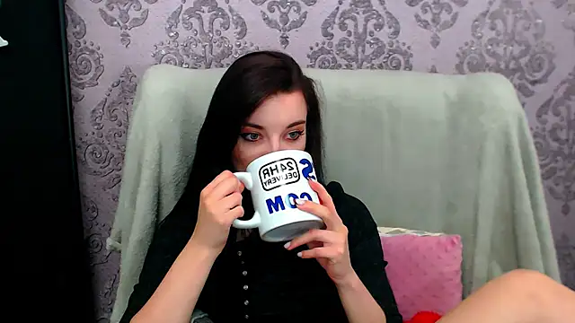 DominantLuna's Live XXX Chat