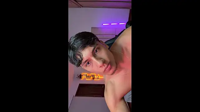 CHRIS_MORGAN1 Webcam show