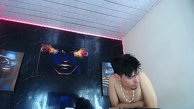 LuxeCouple's Live XXX Chat