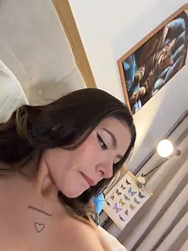 Your_Honeey's Webcam Show