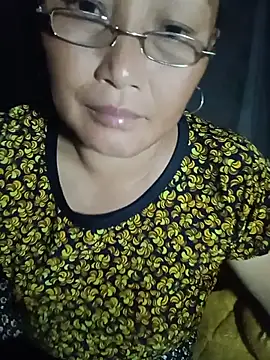 Juhi_09's Webcam Show