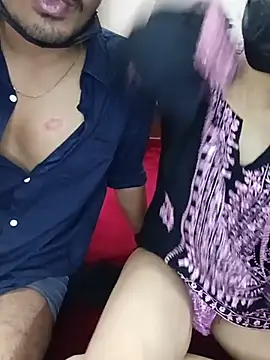 Chat +18 de DaizyDanny ao vivo