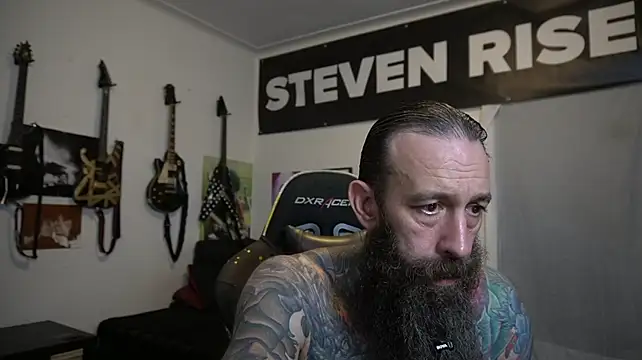 Czat XXX na żywo – StevenRiseNYC