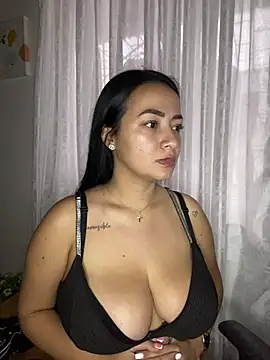 JulietaRiios live XXX chat
