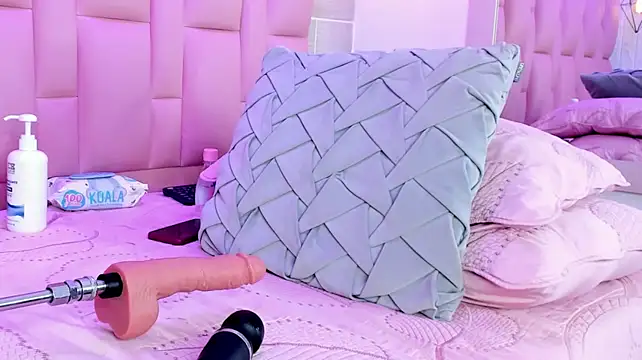 SofiaGomez-'s Live XXX Chat
