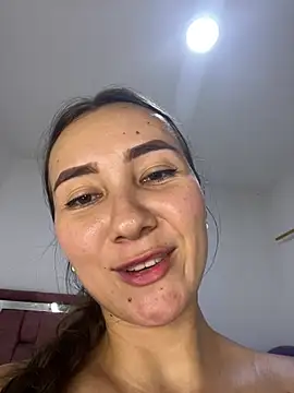 Chat +18 de Abby_Colyns23 ao vivo