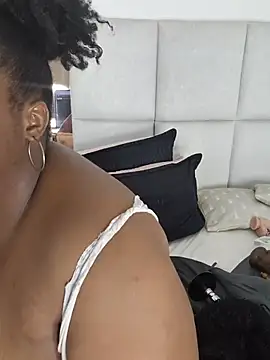 Czat XXX na żywo – Breisy_bigboobs