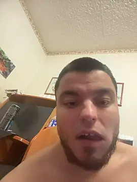 Chat XXX en directo de Yashax