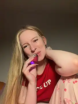 Show modela MissDirtySecret na web-kameri