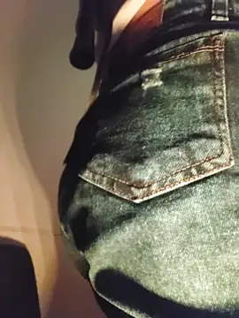 XXX chat uživo modela Elinaax