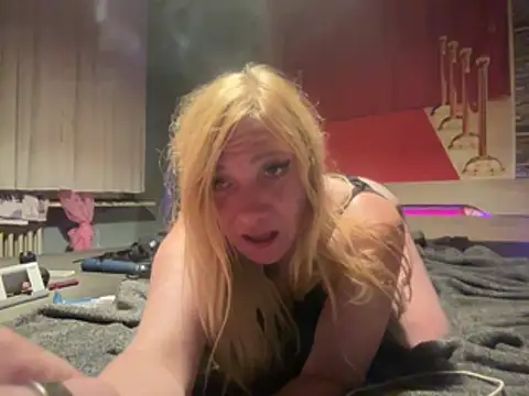 Chatroom XXX en direct de Roxy_Blume