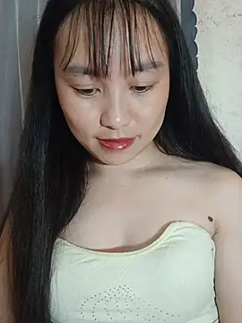 Cherry-squirtt's Live XXX Chat